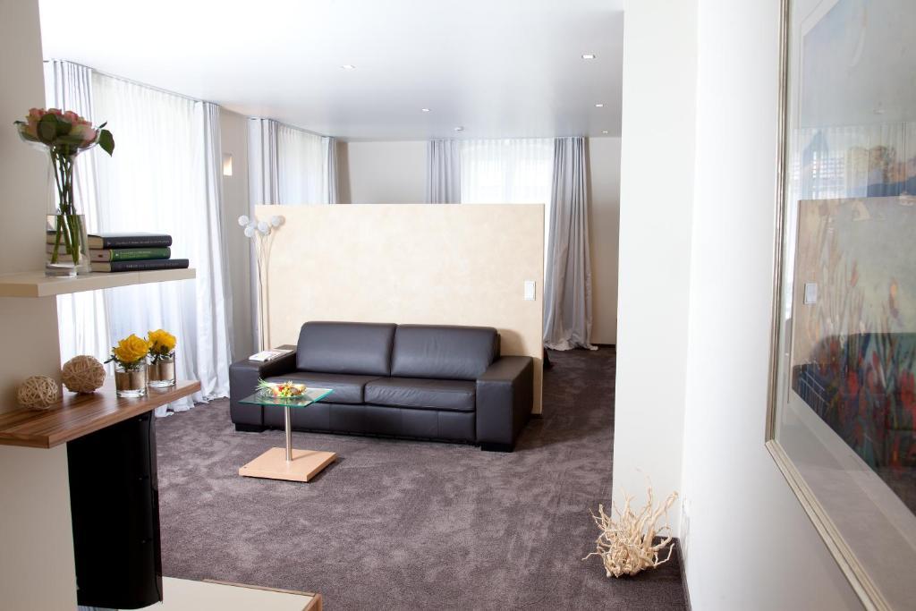 Schlosshotel Bergzaberner Hof Bad Bergzabern Habitación foto