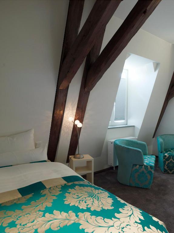 Schlosshotel Bergzaberner Hof Bad Bergzabern Habitación foto